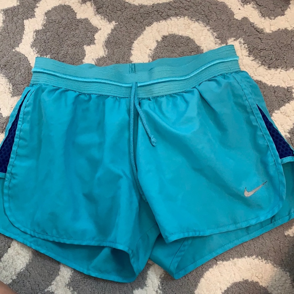 Nike dry fit athletic shorts size extra small